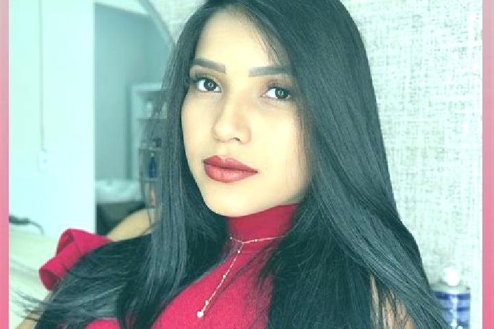 Chloe, 33 — Escort in Quirinopolis, Brazil
