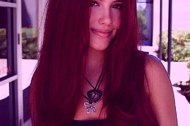 Chloe, 34, a auburn dark-eyed european companion based in Maschito. Offering Domination, Erotic Massage, Travel Companion. Available for incall and outcall, ...