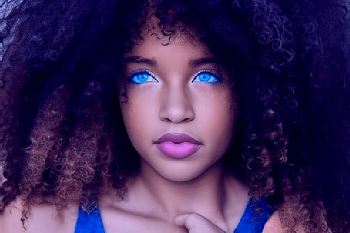 Chloe, 34, a black blue-eyed mixed companion based in Talitay. Offering Roleplay, Striptease. Available for incall and outcall, day and evening dates.