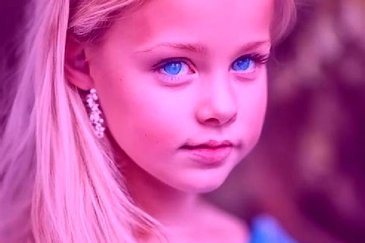 Chloe, 34, a blonde blue-eyed asian companion based in Tahilalan. Offering Party Girl, Girlfriend Experience, Tantra, Deep French Kissing, Erotic Massage. Av...