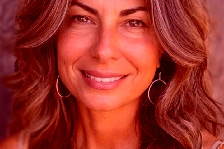 Chloe, 34, a brunette grey-eyed ebony companion based in Nadejkov. Offering BDSM, Striptease, Girlfriend Experience. Available for incall and outcall, day an...