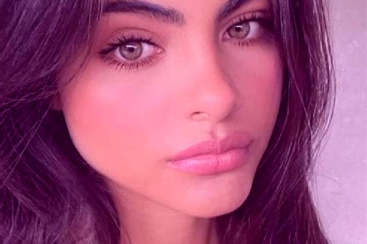 Chloe, 34, a brunette hazel-eyed slavic companion based in Catheys Valley. Offering Overnight, Dinner Date, Fetish. Available for incall and outcall, day and...