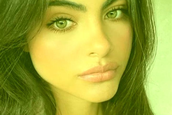 Chloe, 34, a red dark-eyed indian companion based in Vallorbe. Offering OWO, Fetish, Girlfriend Experience, Travel Companion. Available for incall and outcal...
