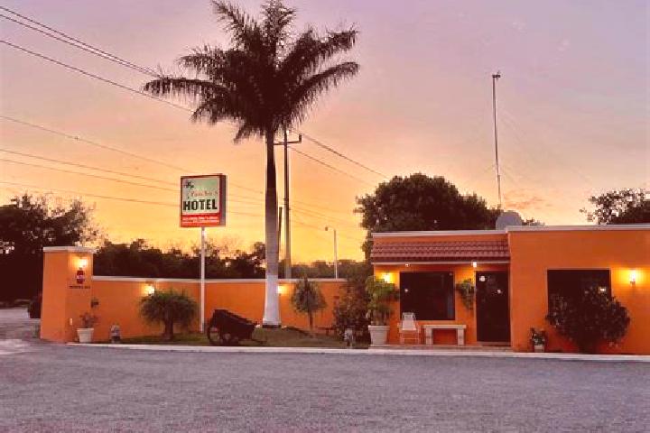 Chloe, 34 — Escort in Barretal, Mexico