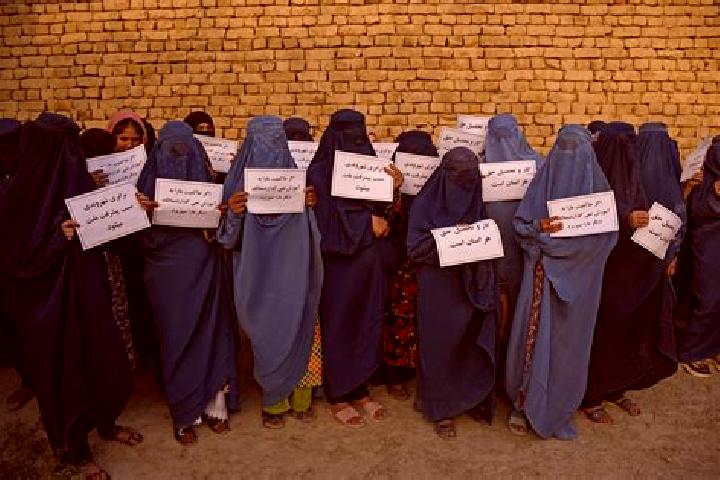 Chloe, 34 — Escort in Islam Chumgar, Afghanistan