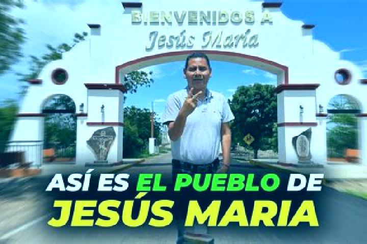 Chloe, 34 — Escort in Jesus Maria Acatla, Mexico