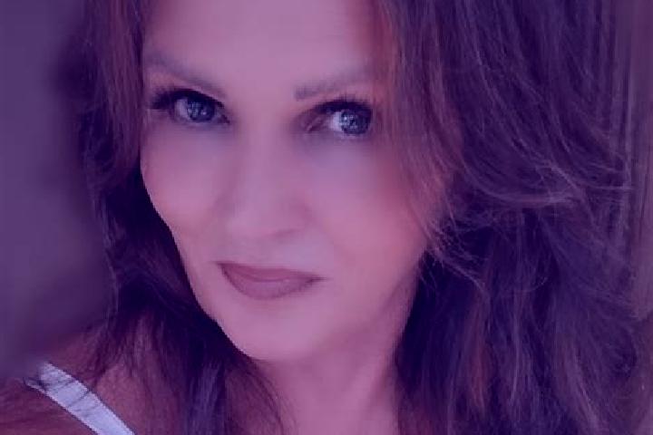 Chloe, 34 — Escort in Ladner, Canada