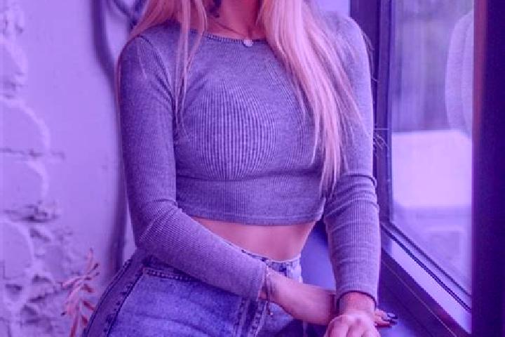 Chloe, 34 — Escort in Liutenski Budyshcha, Ukraine