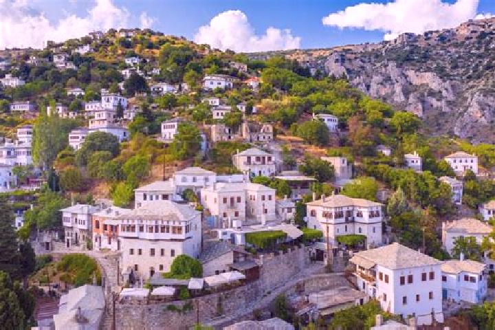Chloe, 34 — Escort in Makrinitsa, Greece