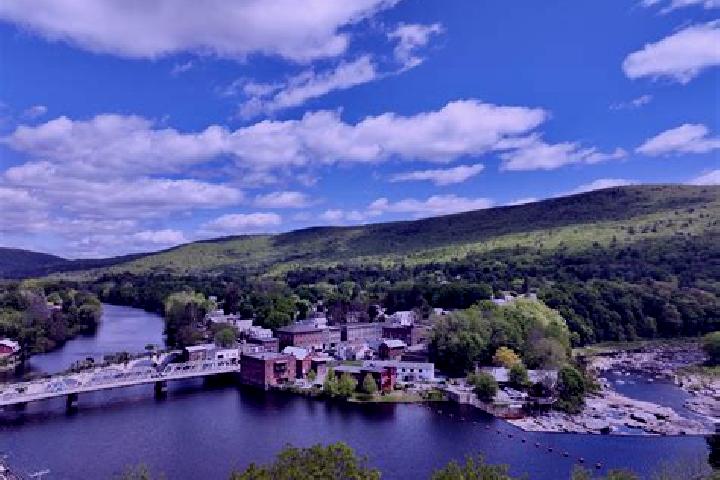 Chloe, 34 — Escort in Shelburne Falls, United States