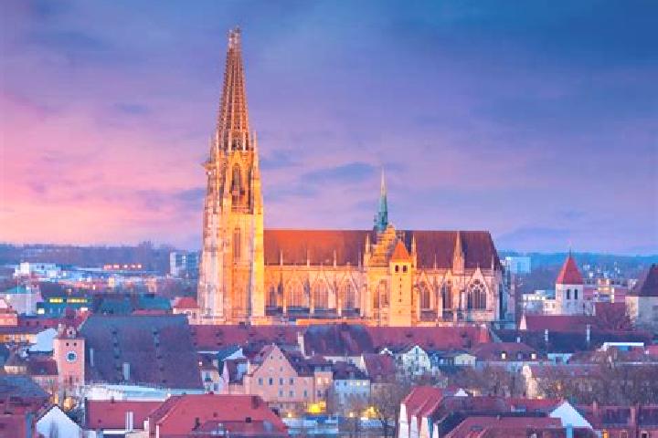 Chloe, 34 — Escort in St. Peter, Germany