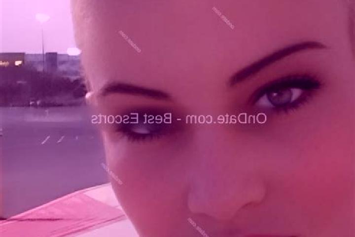 Chloe, 34 — Escort in Sumberkardi, Indonesia