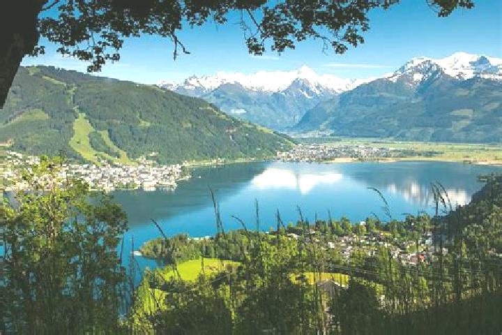 Chloe, 34 — Escort in Zell, Austria