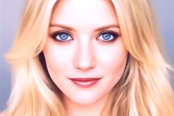 Chloe, 35, a blonde amber-eyed indian companion based in Dietikon / Oberdorf. Offering Tantra, 69, Girlfriend Experience, Erotic Massage. Available for incal...