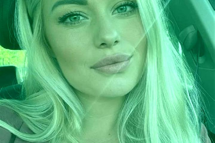 Chloe, 35, a blonde hazel-eyed asian companion based in Castelnovo di Sotto. Offering Domination, BDSM, Overnight, Dinner Date, Prostate Massage. Available f...