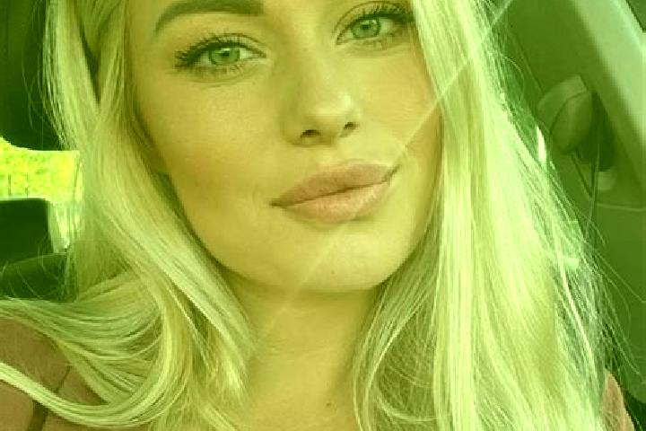 Chloe, 35, a blonde hazel-eyed mixed companion based in Ghislenghien. Offering OWO, Prostate Massage, Massage. Available for incall and outcall, day and even...