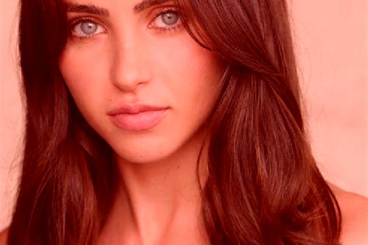 Chloe, 35, a chestnut brown-eyed caribbean companion based in Galliate Lombardo. Offering Fetish, Girlfriend Experience, CIM, Overnight. Available for incall...