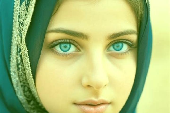 Chloe, 35, a dark blonde amber-eyed middle eastern companion based in Aragatsavan. Offering Dinner Date, A-Level, Massage, Prostate Massage. Available for in...