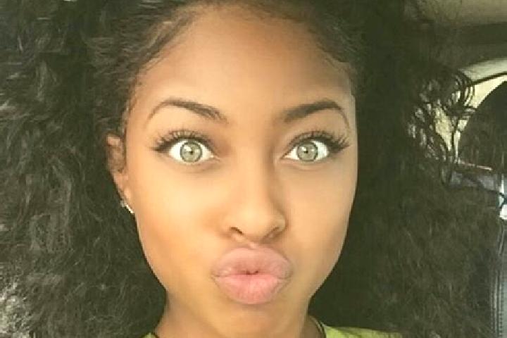 Chloe, 35, a dark blonde green-eyed ebony companion based in Martinvast. Offering Deep French Kissing, Roleplay, GFE, Party Girl. Available for incall and ou...