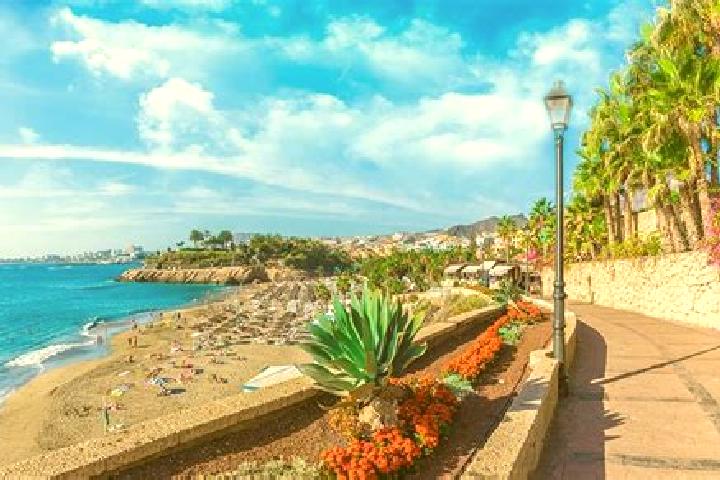 Chloe, 35 — Escort in Adeje, Spain