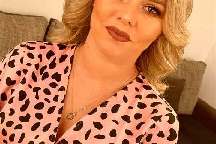 Chloe, 35 — Escort in Balanesti, Romania