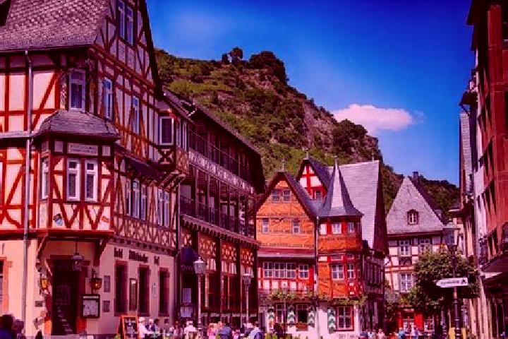 Chloe, 35 — Escort in Greffern, Germany