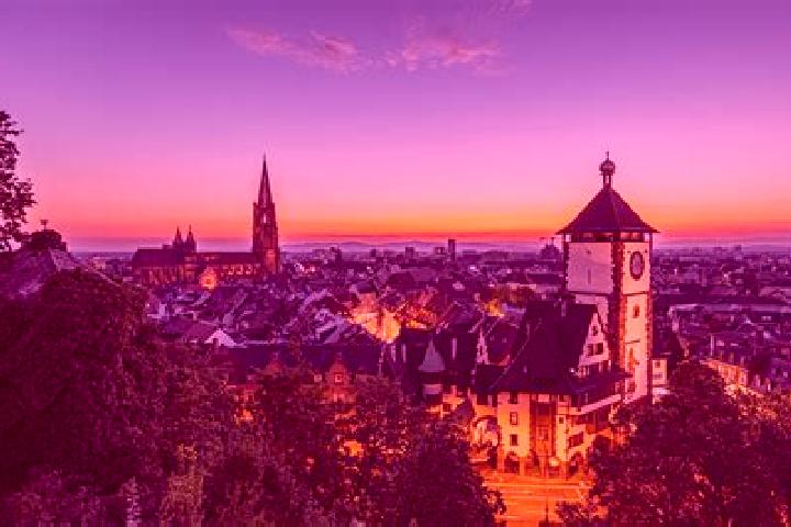 Chloe, 35 — Escort in Opfingen, Germany