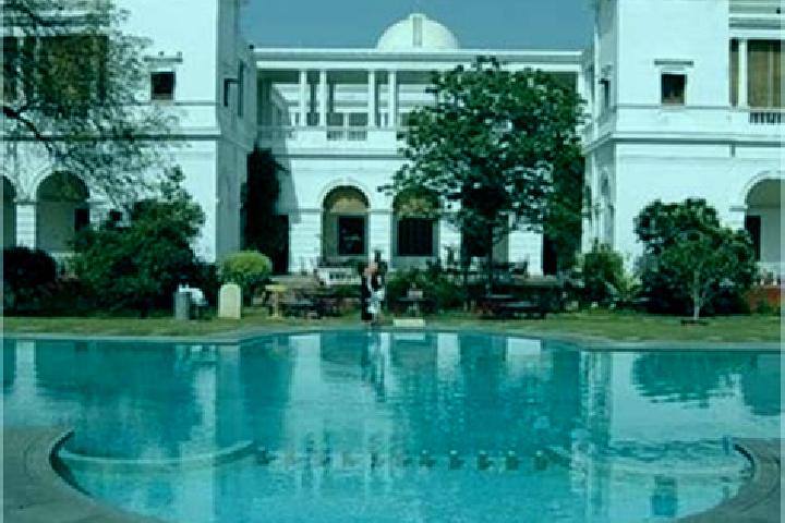 Chloe, 35 — Escort in Pataudi, India