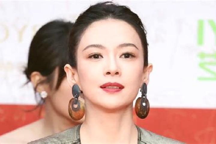 Chloe, 35 — Escort in Peishi, China