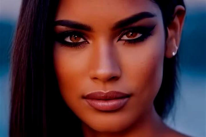 Chloe, 36, a auburn dark-eyed latina companion based in Balancan. Offering BDSM, 69, Massage, CIM, Girlfriend Experience. Available for incall and outcall, d...