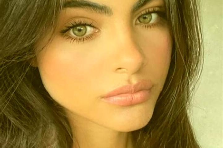 Chloe, 36, a black dark-eyed caucasian companion based in Parkdale. Offering Fetish, Roleplay. Available for incall and outcall, day and evening dates.
