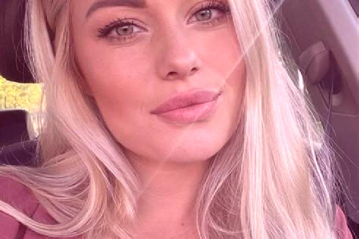 Chloe, 36, a blonde hazel-eyed indian companion based in Isiolo. Offering Girlfriend Experience, Roleplay. Available for incall and outcall, day and evening ...