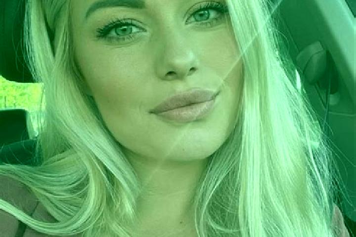 Chloe, 36, a blonde hazel-eyed indian companion based in Olejua. Offering Dinner Date, Overnight, Travel Companion, Duos. Available for incall and outcall, d...