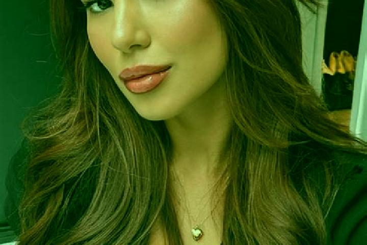 Chloe, 36, a chestnut dark-eyed asian companion based in Dahu Satu. Offering Dinner Date, Striptease, Deep French Kissing, Girlfriend Experience. Available f...