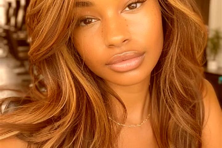 Chloe, 36, a dark blonde brown-eyed mixed companion based in Mece. Offering Couples, Deep French Kissing, Girlfriend Experience, BDSM. Available for incall a...