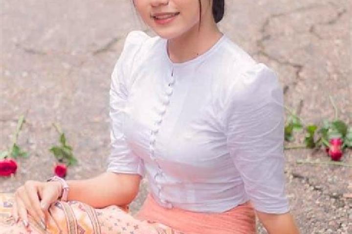 Chloe, 36 — Escort in Labutta, Myanmar