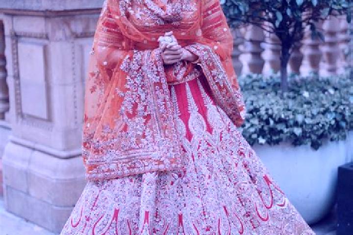 Chloe, 36 — Escort in Panipat Taraf Rajputan, India