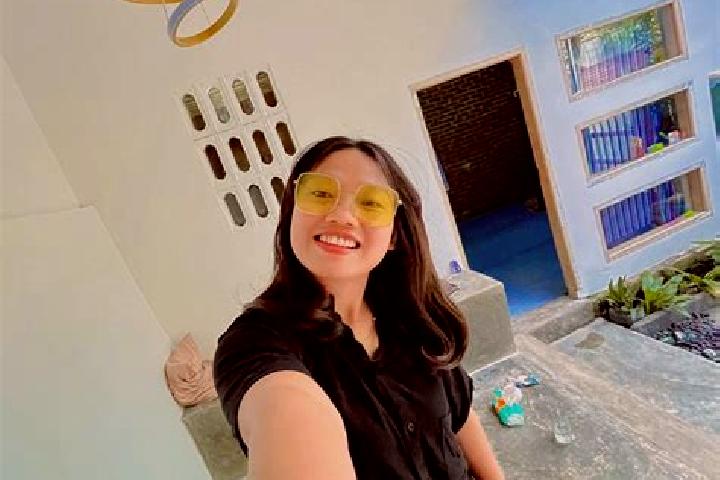 Chloe, 36 — Escort in Pringgabaya, Indonesia
