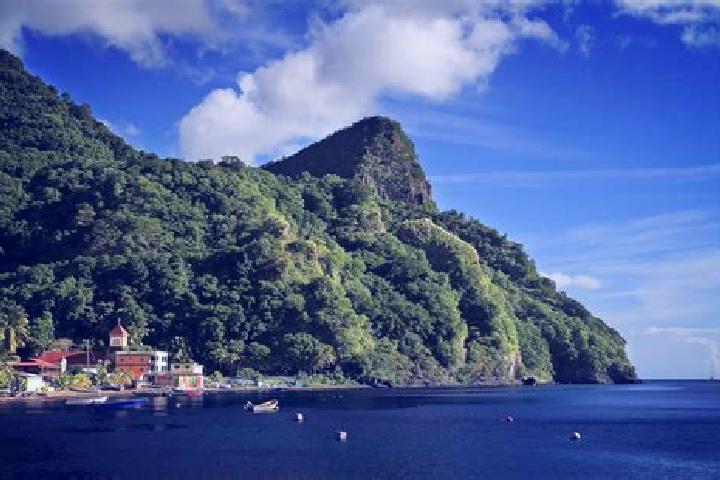 Chloe, 36 — Escort in Soufriere, Dominica