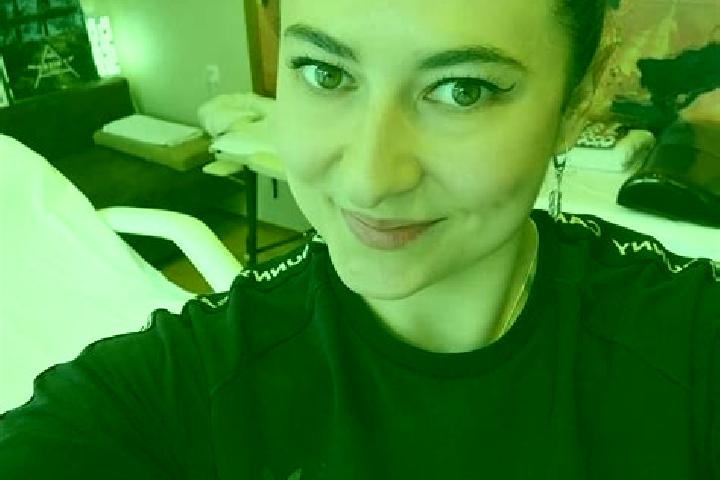 Chloe, 37, a black grey-eyed asian companion based in Knik River. Offering GFE, BDSM, Dinner Date. Available for incall and outcall, overnight bookings avail...