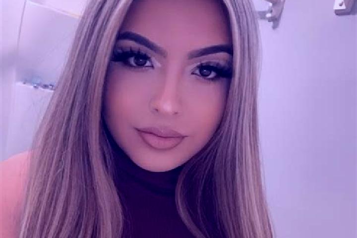 Chloe, 37, a blonde brown-eyed latina companion based in Jvara. Offering Roleplay, Dinner Date, Party Girl, Domination. Available for incall and outcall, day...