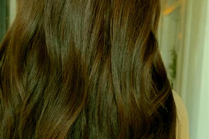 Chloe, 37, a red brown-eyed mediterranean companion based in Pratz. Offering Roleplay, A-Level, Tantra. Available for incall and outcall, day and evening dates.