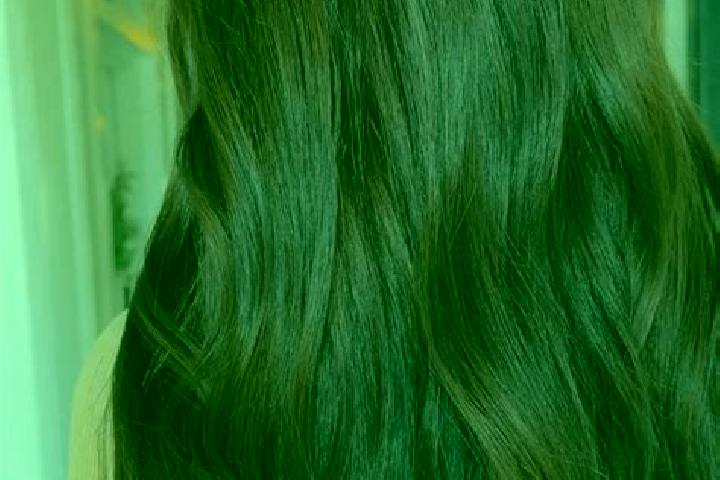 Chloe, 37, a red brown-eyed mixed companion based in Dalmatovo. Offering CIM, Fetish, Girlfriend Experience. Available for incall and outcall, day and evenin...