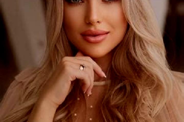 Chloe, 37 — Escort in Askim, Norway