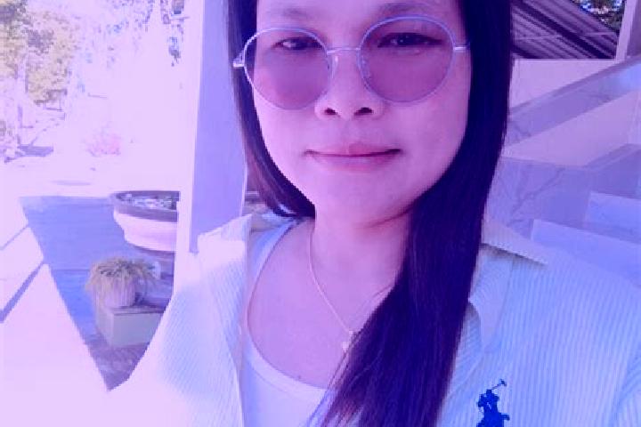 Chloe, 37 — Escort in Bua Chet, Thailand
