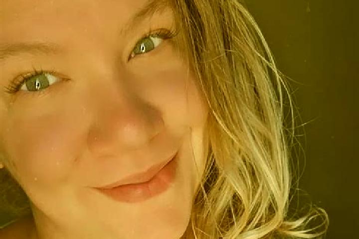 Chloe, 37 — Escort in Bynum, United States