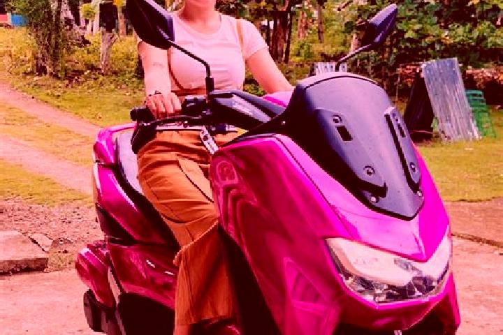 Chloe, 37 — Escort in Loon, Philippines