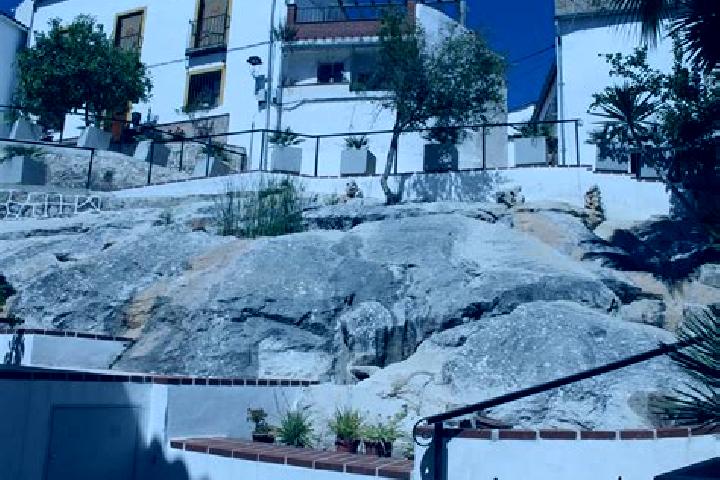Chloe, 37 — Escort in Montejaque, Spain