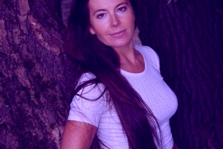 Chloe, 37 — Escort in Neftekamsk, Russia