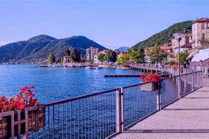 Chloe, 37 — Escort in Porto Ceresio, Italy